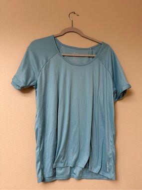 Women's Light Blue Short Sleeve Performance Tee